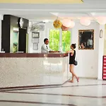 Emily Rose Hotel 3*