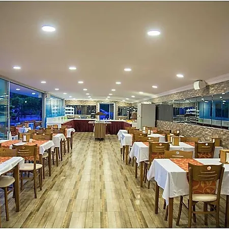 Emily Rose Hotel 3*