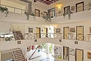 Emily Rose Hotel