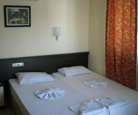 Emily Rose Κεμέρ