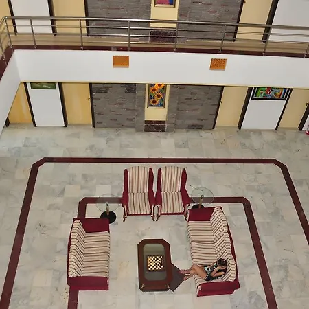 Emily Rose 3* Κεμέρ